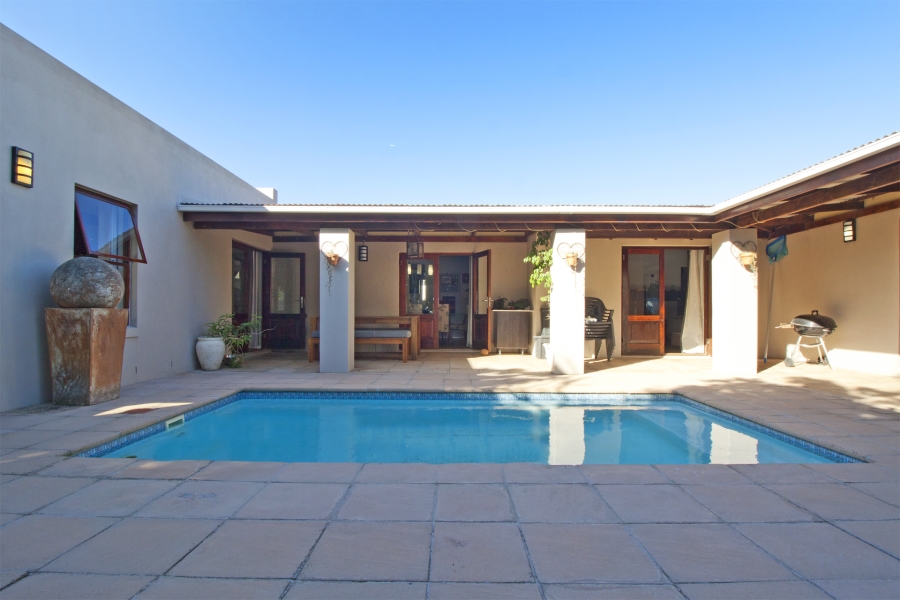 3 Bedroom Property for Sale in Capri Western Cape